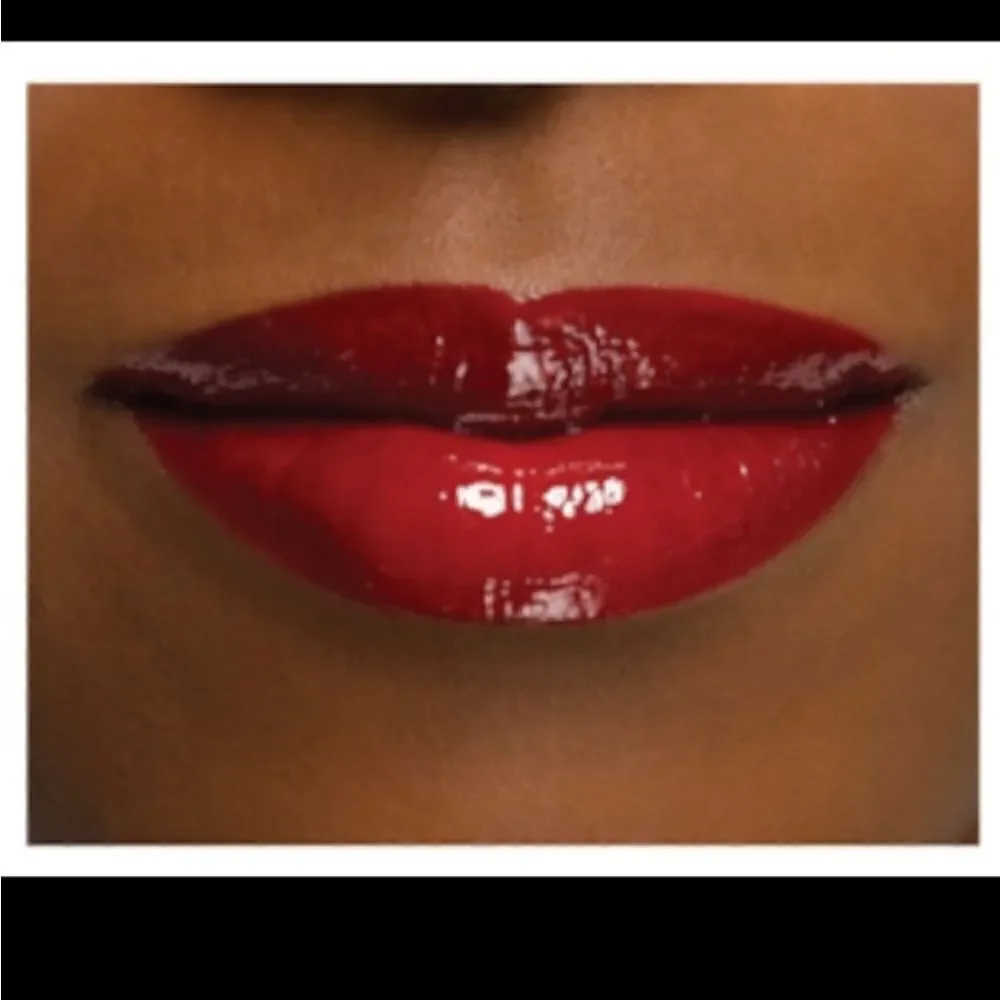 MARY KAY UNLIMITED LIP GLOSS IN ICONIC RED